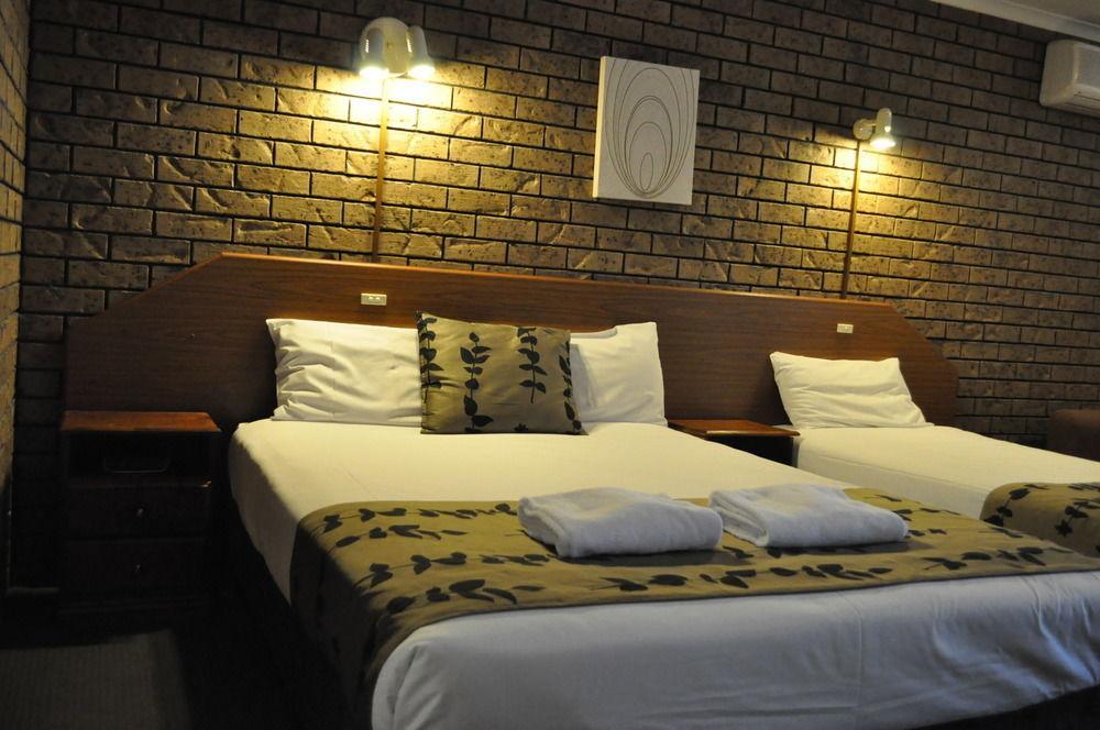 Albury Burvale Motor Inn מראה חיצוני תמונה