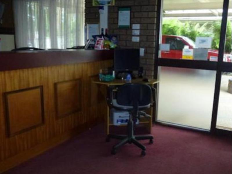 Albury Burvale Motor Inn מראה חיצוני תמונה
