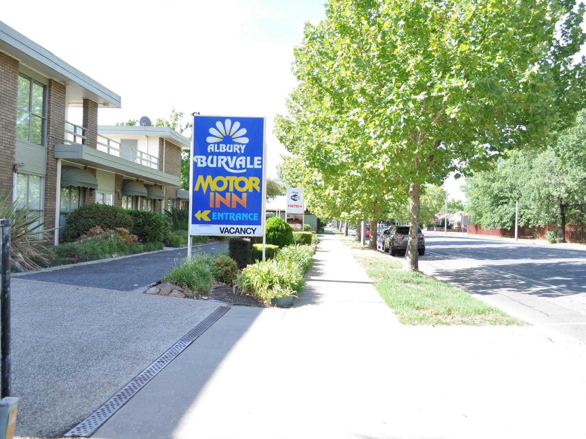 Albury Burvale Motor Inn מראה חיצוני תמונה