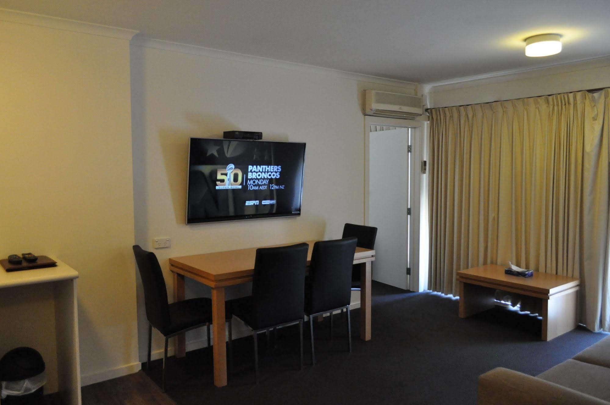 Albury Burvale Motor Inn מראה חיצוני תמונה